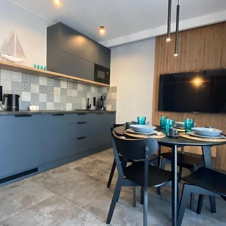 Magma Z Basenem Morska Klifowa - Blisko Hossoland Appartement