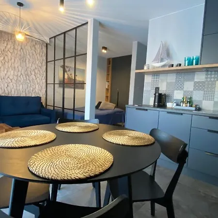 Apartmán Magma Z Basenem Morska Klifowa - Blisko Hossoland Rewal